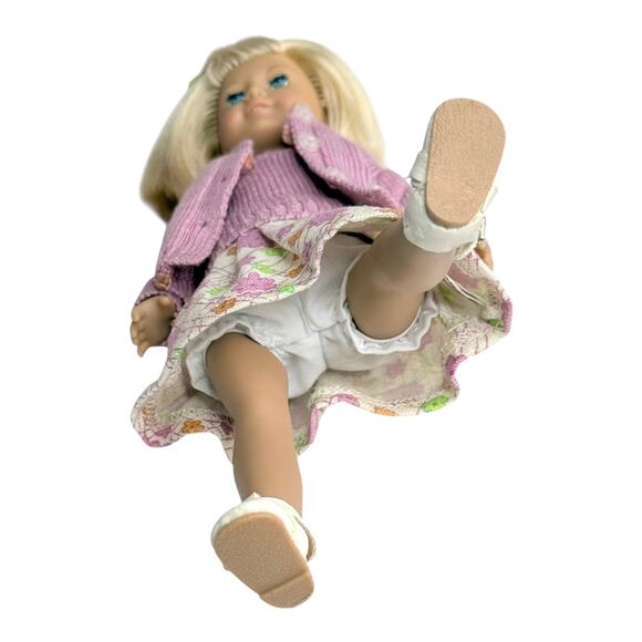 American Girl Kit Doll Mini Cloth Body Meet Outfit Barrette Skirt Shoes Book Bag - Picture 6 of 8
